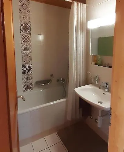 Narcisse 15 تشامبوسين